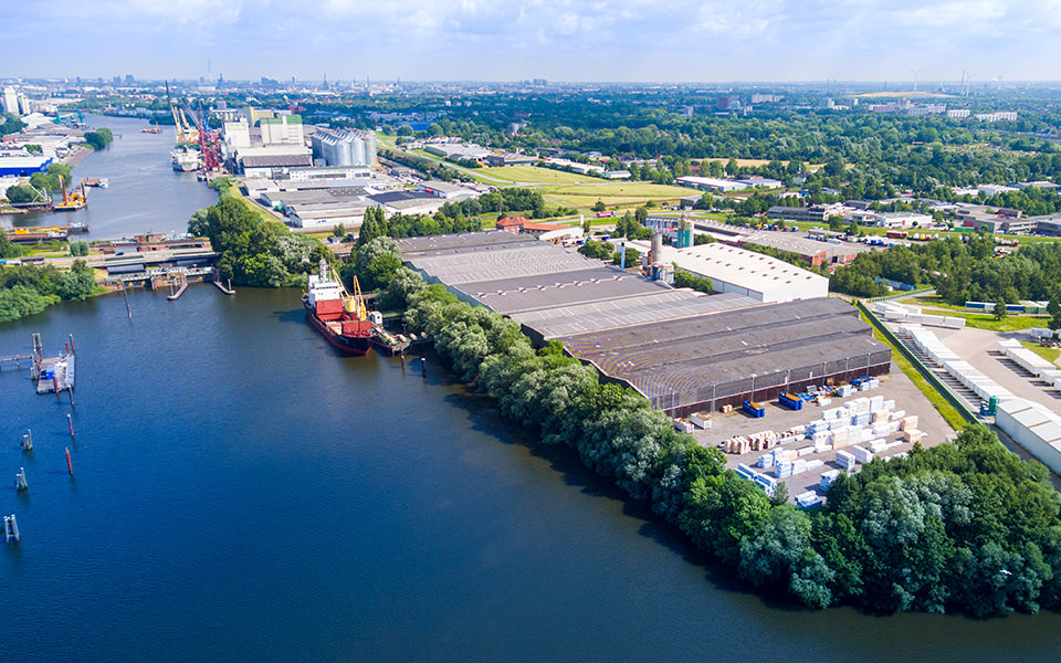 krages-holzindustrie-luftbilder-hamburg-hafen-ansicht Krages - Holzindustrie - Luftbild Hamburg Hafen